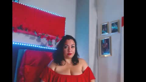 Snapshot of im_helenn_ chatting on 12-19-24, 05:29 Hellen online show from 12-19-24, 05:29