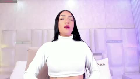 Snapshot of im_isabella1 chatting on 05-18-26, 08:58 im_isabella1 online show from 05-18-26, 08:58