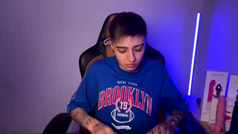 Laia online show from 02-25-25, 10:04