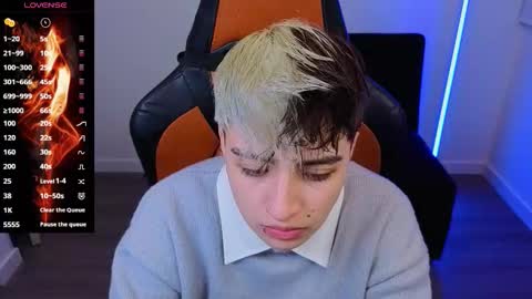 Laia online show from 10-28-25, 12:25