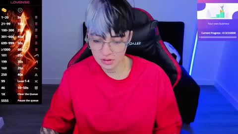 Laia online show from 11-11-25, 11:16