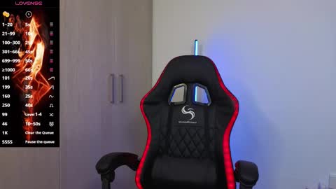 Laia online show from 12-16-25, 10:15