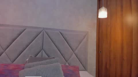 Manu  online show from 04-24-26, 07:16