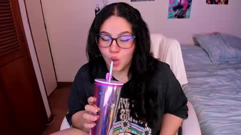 mei mei uwu online show from 01-10-26, 12:12