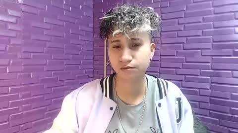 Snapshot of im_milan_rs chatting on 01-14-25, 12:33 im_milan_rs online show from 01-14-25, 12:33