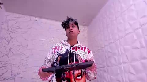 Snapshot of im_milan_rs chatting on 03-05-25, 03:40 im_milan_rs online show from 03-05-25, 03:40