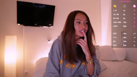 Milla online show from 12-18-24, 10:02