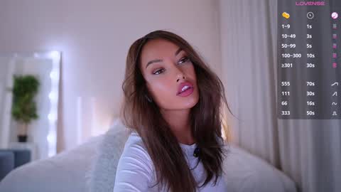 Milla online show from 12-20-24, 03:31