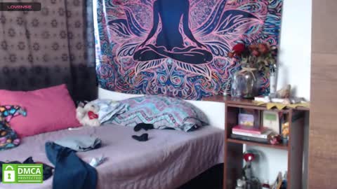 Cutie pie online show from 02-12-25, 12:33