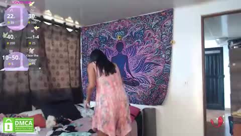 Cutie pie online show from 04-24-26, 08:22