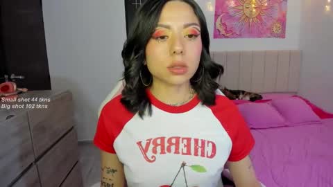     s  online show from 10-04-25, 02:09