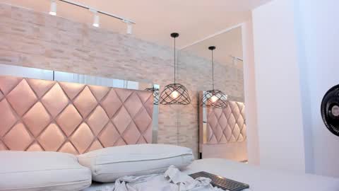 Snapshot of im_mou_ chatting on 03-07-25, 04:11 im mou online show from 03-07-25, 04:11