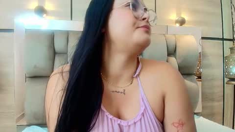 Snapshot of im_mou_ chatting on 10-01-25, 12:55 im mou online show from 10-01-25, 12:55