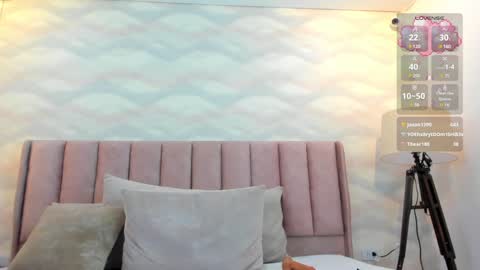 Nika online show from 12-25-24, 10:05