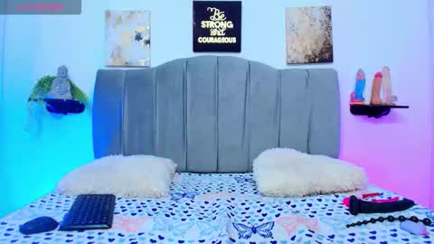 Snapshot of im_riley_ chatting on 11-08-25, 07:45 im_riley_ online show from 11-08-25, 07:45