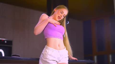 Brie online show from 02-27-26, 05:13