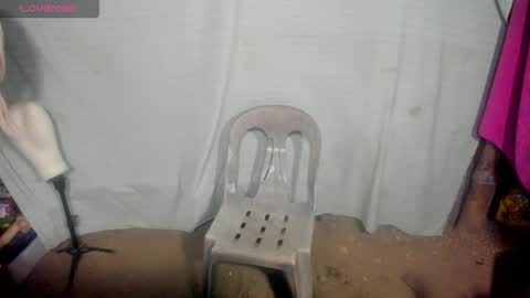 ella may online show from 09-30-25, 10:09