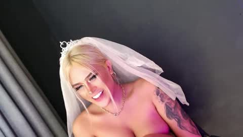 Candy Moore online show from 12-05-24, 01:14