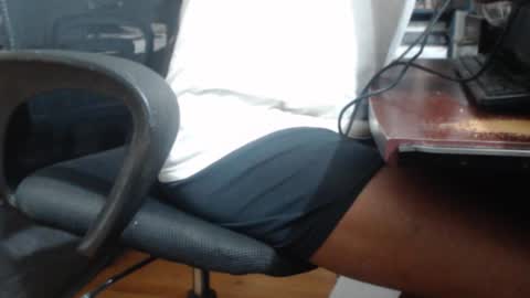 Snapshot of imanlolo789__ chatting on 12-25-24, 08:18 Imanlolo789   formerly known as Slimrodxxx  independent model online show from 12-25-24, 08:18