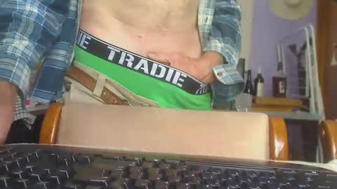 Aussie Guy online show from 01-05-25, 11:33