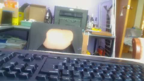 Aussie Guy online show from 01-21-25, 05:05