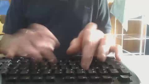 Aussie Guy online show from 03-19-26, 01:20