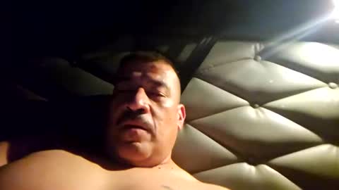 imbackmandosuknw online show from 02-20-25, 03:01