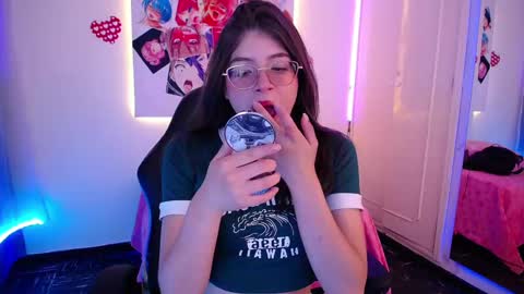 Snapshot of imchloe_ chatting on 09-18-25, 09:06 Chloe online show from 09-18-25, 09:06