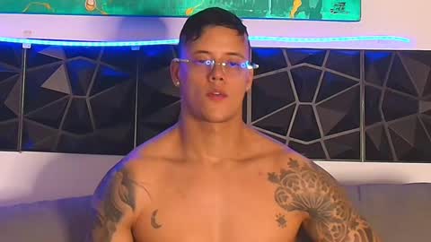 Snapshot of imconor chatting on 02-25-25, 09:46 imconor online show from 02-25-25, 09:46