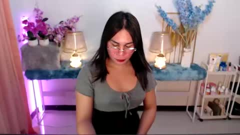 Ashley online show from 01-18-25, 06:10