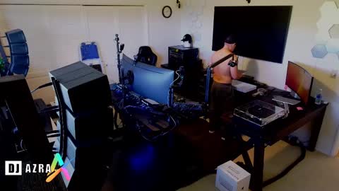 DJ Azra online show from 02-22-25, 08:42