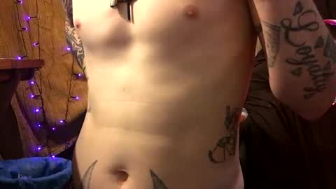 Snapshot of imglorious1 chatting on 01-29-25, 10:32 JJ online show from 01-29-25, 10:32