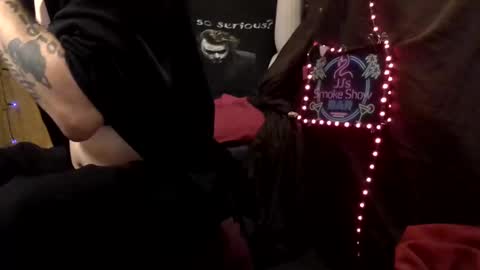 Snapshot of imglorious1 chatting on 02-10-25, 05:03 JJ online show from 02-10-25, 05:03