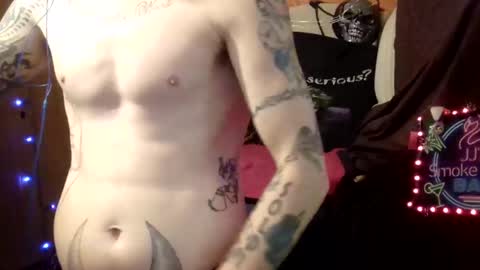 Snapshot of imglorious1 chatting on 02-12-25, 02:14 JJ online show from 02-12-25, 02:14