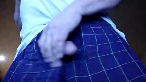 Iminyourroom online show from 12-21-25, 12:34