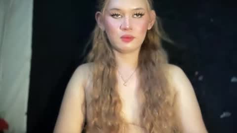 Mika online show from 12-21-25, 06:53