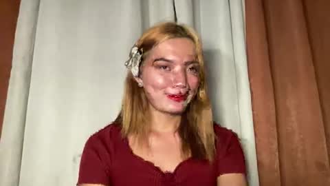 Mika online show from 03-08-26, 03:32