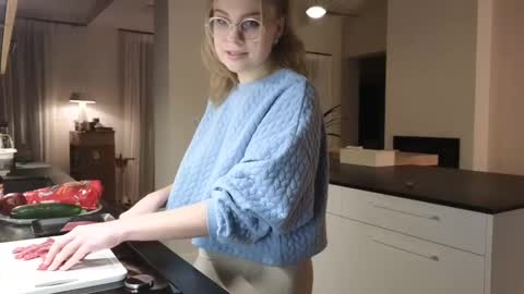 Snapshot of imkeira chatting on 01-28-25, 07:53 ImKeira online show from 01-28-25, 07:53