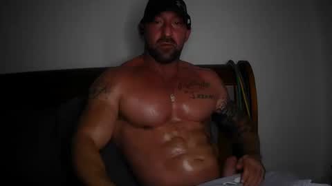 Snapshot of imnewherelollol chatting on 10-13-25, 02:28 Majordadbod101 online show from 10-13-25, 02:28