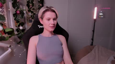 Mia online show from 01-08-25, 08:18