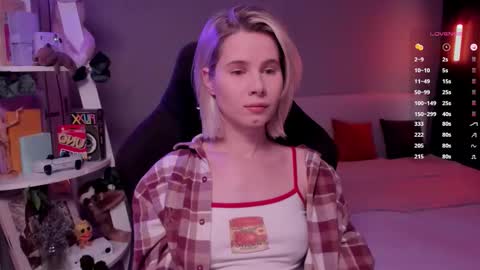 Mia online show from 01-19-26, 12:20