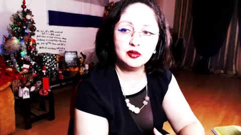 Empress online show from 12-25-24, 11:42