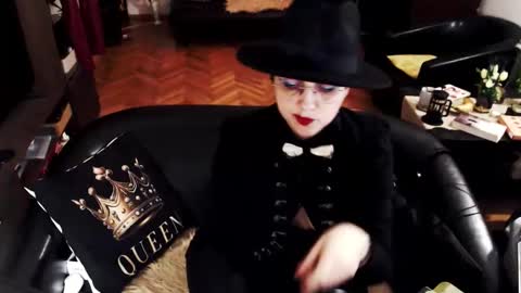 Empress online show from 04-28-26, 02:27