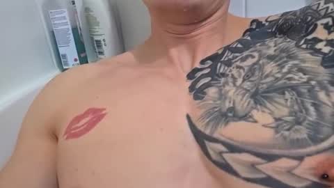 impressedmuch459 online show from 02-19-26, 09:38