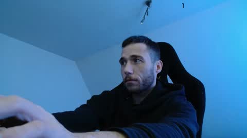 Flummi online show from 10-23-25, 11:57