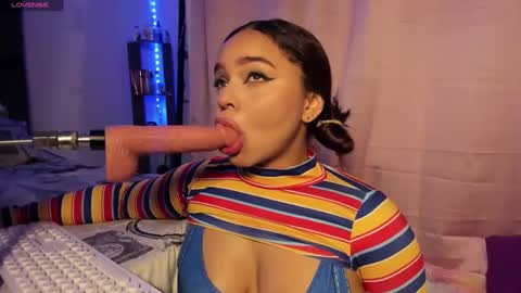 Snapshot of imsofivega chatting on 10-29-25, 05:47 Sofia Vega online show from 10-29-25, 05:47