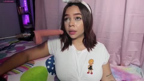 Snapshot of imsofivega chatting on 10-30-25, 05:02 Sofia Vega online show from 10-30-25, 05:02