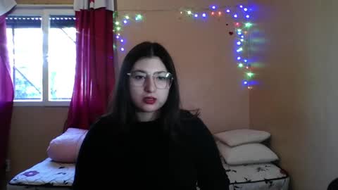 Snapshot of imsohornydacom chatting on 05-11-26, 04:15 Florencia online show from 05-11-26, 04:15