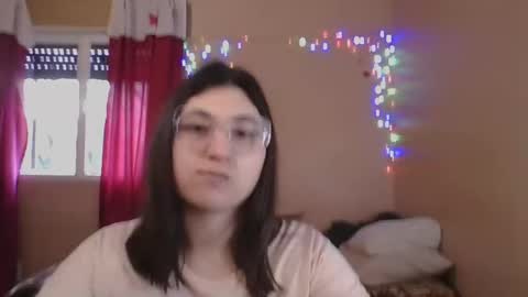 Snapshot of imsohornydacom chatting on 06-08-26, 04:40 Florencia online show from 06-08-26, 04:40