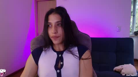 Snapshot of imtaylor__ chatting on 02-23-26, 10:40 TAYLOR online show from 02-23-26, 10:40